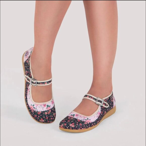 Hot Chocolate Designs Chocolaticas Women's Mary Jane Flat Shoes Rose Garden EU40 - Picture 2 of 14